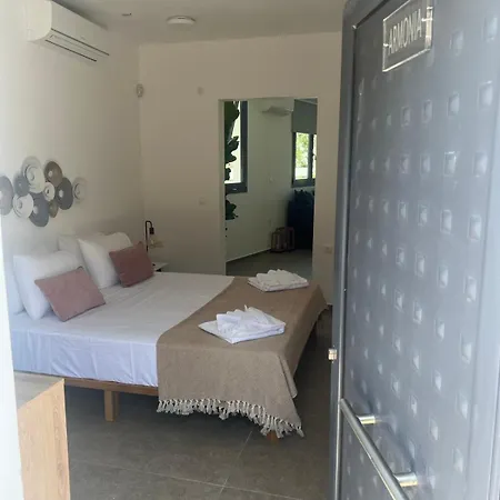 Mythos Luxury Villa-Skiathos Troulos Exterior photo